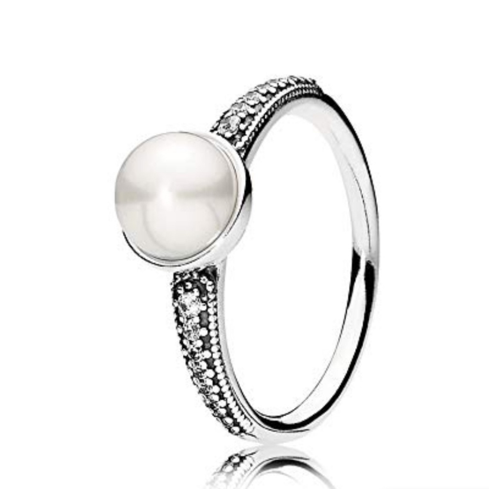 PANDORA Elegant Beauty Pearl Ring